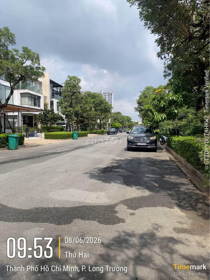 Cho thuê 5 căn Biệt thự  Lucasta gần Liên Phường, Bưng Ông Thoàn 200m2