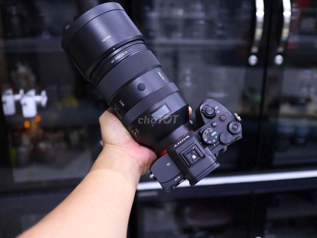 Sony A7 Mark IV + lens Viltrox 135f1.4 LAB forSony. Mua bán Máy ảnh, Máy quay tại Thành phố Thủ Dầu Một Bình Dương được đăng bởi Chinh Lee hình 1