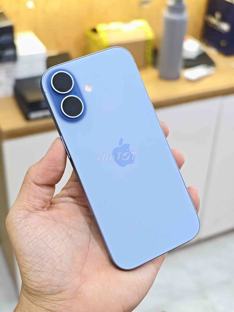 Apple iPhone 16 256GB Xanh 99%. Mua bán Điện thoại tại Quận 10 Tp Hồ Chí Minh được đăng bởi Khánh Trần hình 1