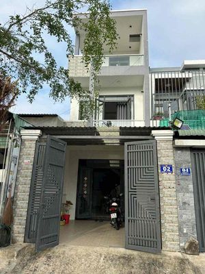 CHO THUÊ NHÀ GẦN TRƯỜNG TIỂU HỌC PHÚ TÂN SIÊU ĐẸP. Cho thuê nhà ở tại Thành phố Thủ Dầu Một Bình Dương được đăng bởi Võ Thị Nguyên 