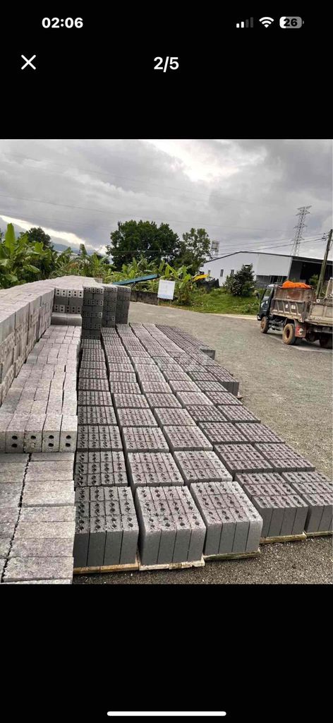 Gạch Block bê tông Minh Long màu xám. Mua bán Đồ chuyên dụng, Giống nuôi trồng tại Thành phố Bảo Lộc Lâm Đồng được đăng bởi Ph Duy hình 1