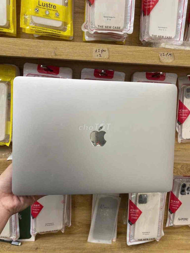 Apple Macbook Air Retina 13 inch i5 8GB/128GB. Mua bán Laptop tại Quận 3 Tp Hồ Chí Minh được đăng bởi Tuấn Nguyễn hình 1
