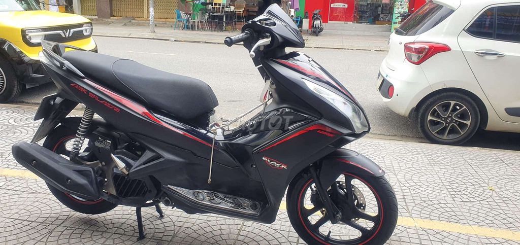, 🍎Bán Air Blade đen mù 2015 rin keng,  Bs 43,. Mua bán Xe máy tại Quận Hải Châu Đà Nẵng được đăng bởi Manh hình 4
