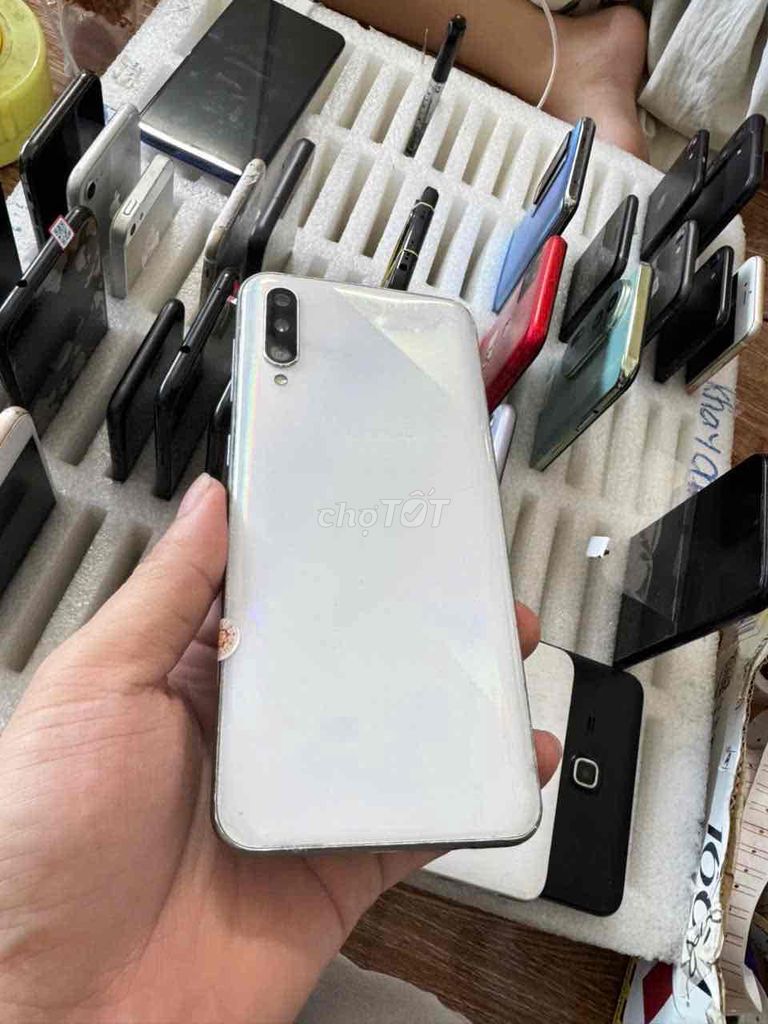 a50s,r4/64,mất vân,zin full,lưu ảnh,sạc nhanh. Mua bán Điện thoại tại Thành phố Thủ Dầu Một Bình Dương được đăng bởi Phước Mobile hình 1