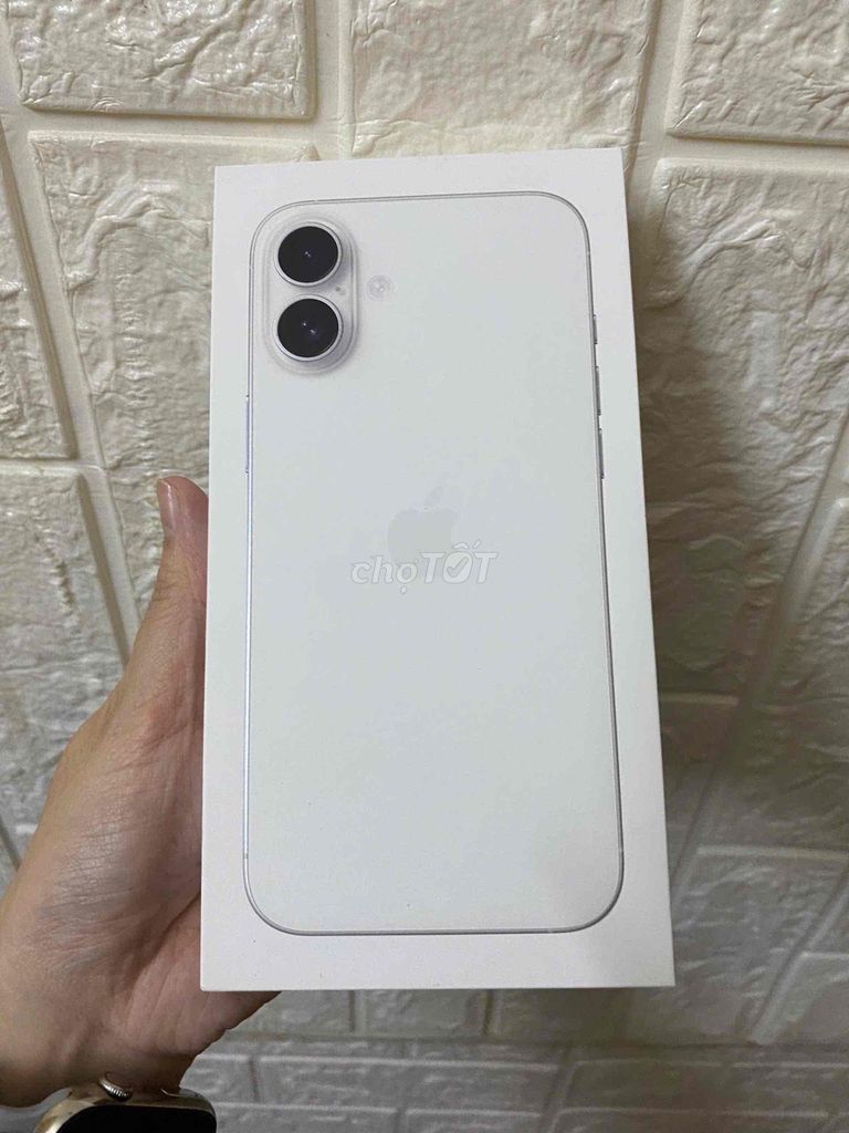 cần bán ip 16plus mới mua trong apple store