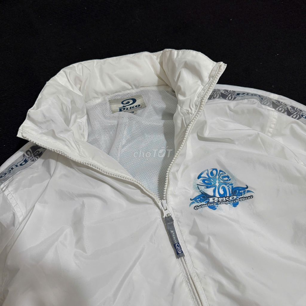 Áo khoác Piko Vintage Unisex Vải dù. Mua bán Quần áo tại Quận Bình Thạnh Tp Hồ Chí Minh được đăng bởi Sơn bán đồ Secondhand  hình 3