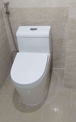 Bồn cầu liền khối chất lượng , giá đẹp. Mua bán Thiết bị vệ sinh, nhà tắm tại Thành phố Thủ Đức Tp Hồ Chí Minh được đăng bởi Nội thất phòng tắm Khánh Hưng