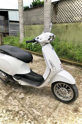 Vespa Sprint ABS 125 trắng, tay ga. Chính chủ. Mua bán Xe máy tại Huyện Củ Chi Tp Hồ Chí Minh được đăng bởi TẠP HOÁ CN NHẬT MỸ ĐỨC