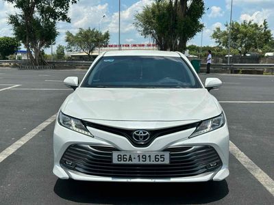 Bán Toyota Camry 2021 2.0G Trắng