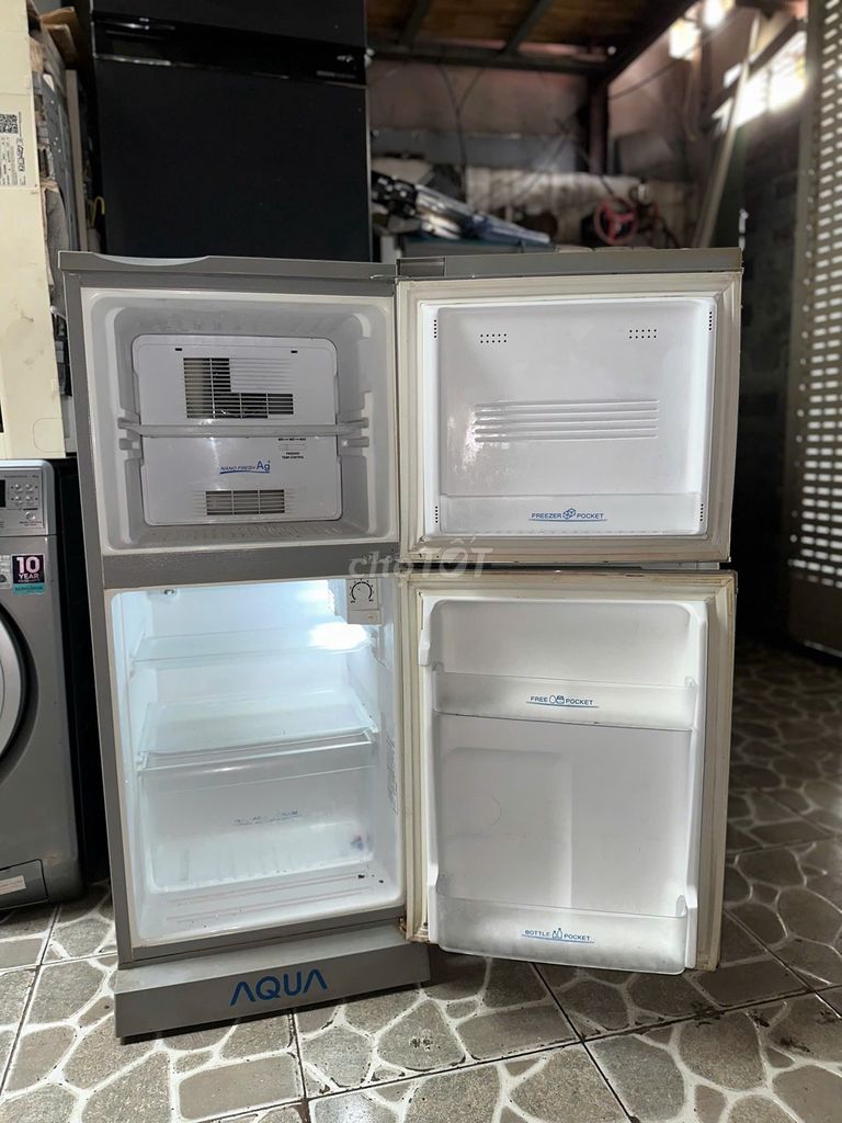 TỦ LẠNH 2 cửa AQUA AQR-125BN (SS). Mua bán Tủ lạnh tại Quận Gò Vấp Tp Hồ Chí Minh được đăng bởi Mai  hình 1