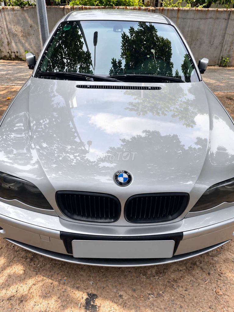 BMW 318i 2003 серебристый кожа