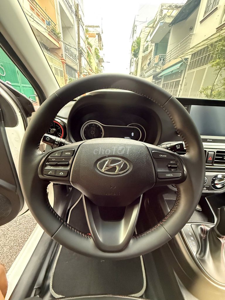 Hyundai Grand i10 2022 1.2 AT - 42000 km. Mua bán Ô tô tại Quận Bình Thạnh Tp Hồ Chí Minh được đăng bởi Nguyen van dat hình 9