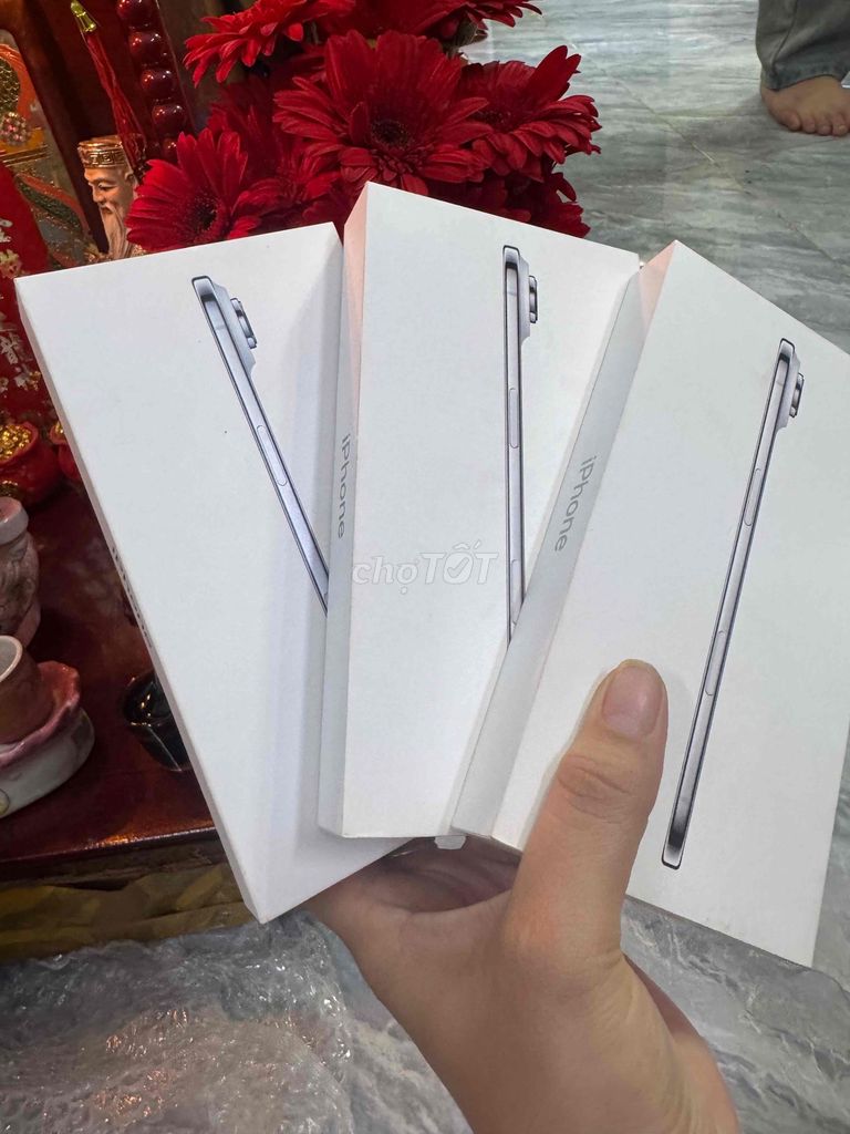 Apple iPhone17 ari 256gb newsell. Mua bán Điện thoại tại Quận 4 Tp Hồ Chí Minh được đăng bởi Phan Pha hình 1
