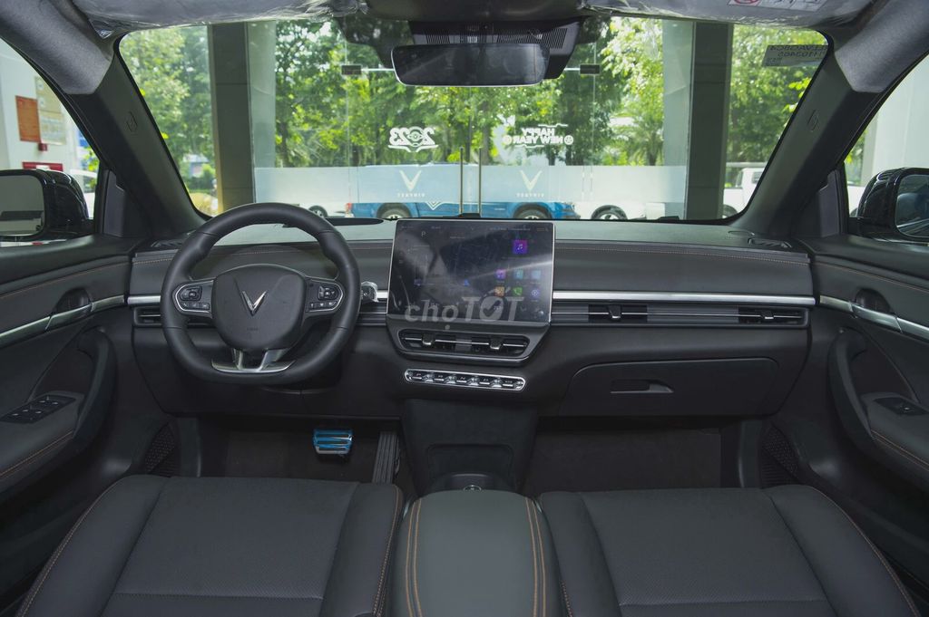 VinFast VF6 2025  - Xe Có Sẵn Giao Ngay. Mua bán Ô tô tại Thành phố Huế Thừa Thiên Huế được đăng bởi Minh Huy Vinfast Huế hình 3