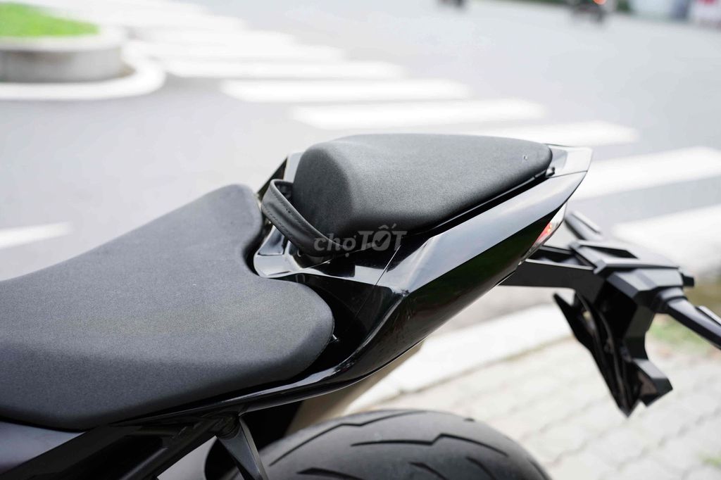 👦🏼🚦 HONDA CBR1000 RRR- FIREBLADE ODO 2K SIÊU LƯỚT. Mua bán Xe máy tại Thành phố Thủ Đức Tp Hồ Chí Minh được đăng bởi Thi Moto Thủ Đức hình 11