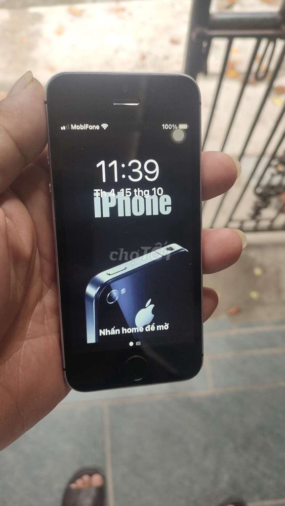 Cây iPhone SE 2016. Mua bán Điện thoại tại Quận Hoàng Mai Hà Nội được đăng bởi Hoà Thân hình 1