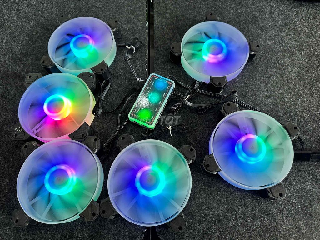 Bộ 6 Fan Rgb + Hub Remote