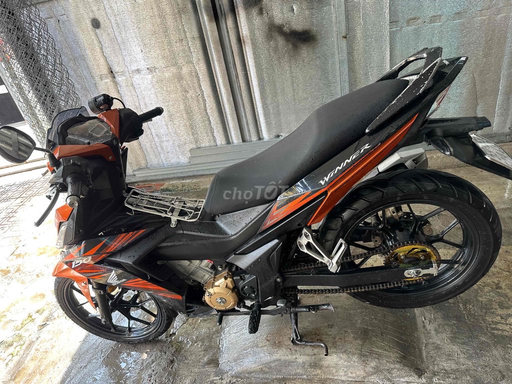 Honda Winner V1 2017 МКПП, оранжево-черный
