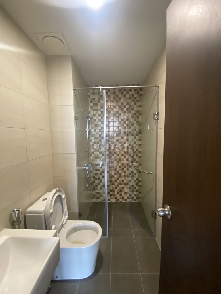 Cần bán căn hộ Picity High Park 57m2 2PN1WC nhà trống 2,3 tỷ full 102%