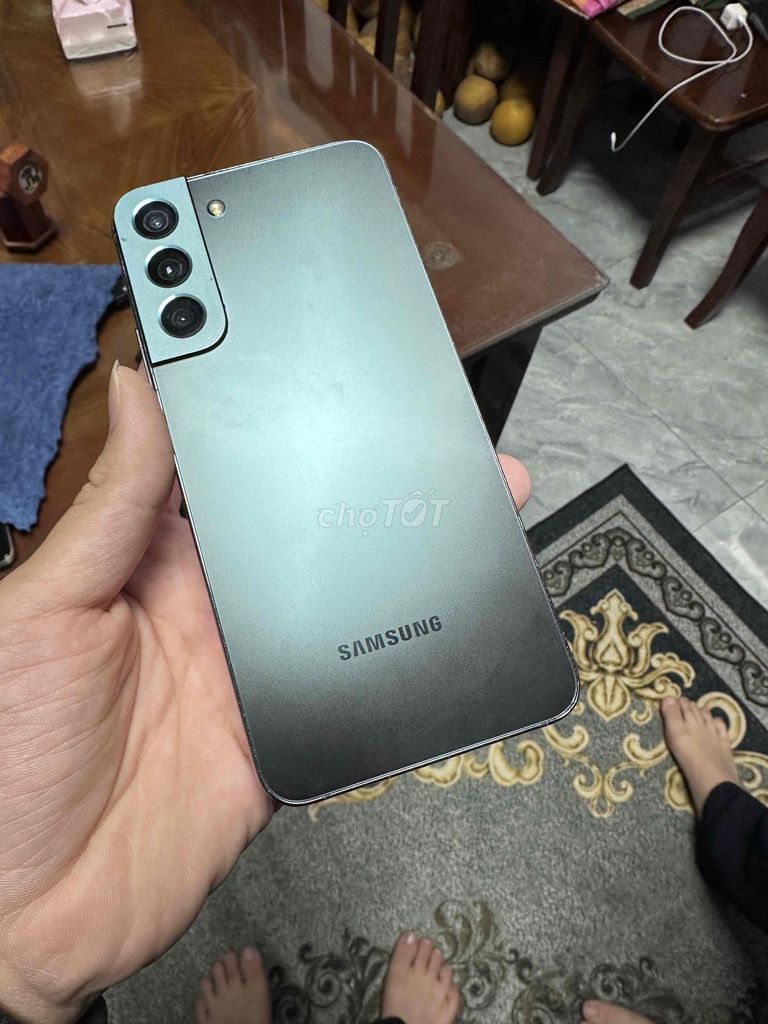 Samsung Galaxy S22+ 128GB 98%. Mua bán Điện thoại tại Thị xã Mỹ Hào Hưng Yên được đăng bởi Kevin Trần hình 1