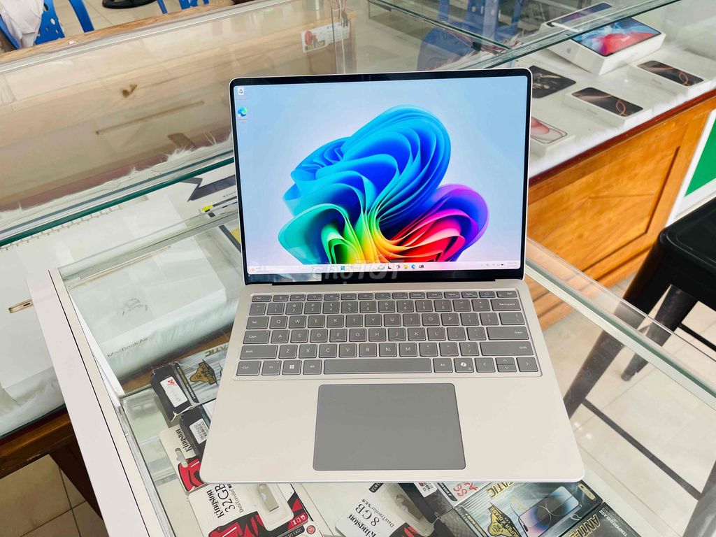 Surface Laptop 7 Snapdragon X Plus 16GB/256gb 99%. Mua bán Laptop tại Thành phố Nha Trang Khánh Hòa được đăng bởi Long hình 1