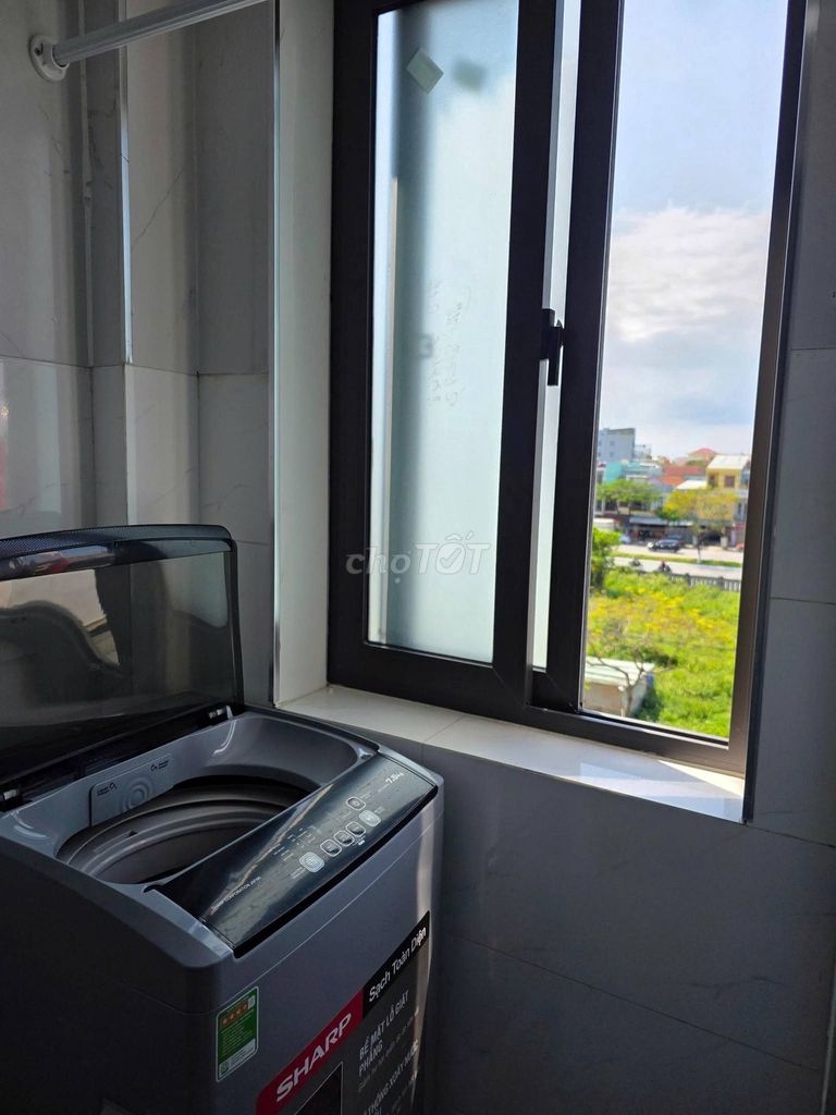 Room P303 with own laundry on Đa Mặn Đông 1 — photo 3