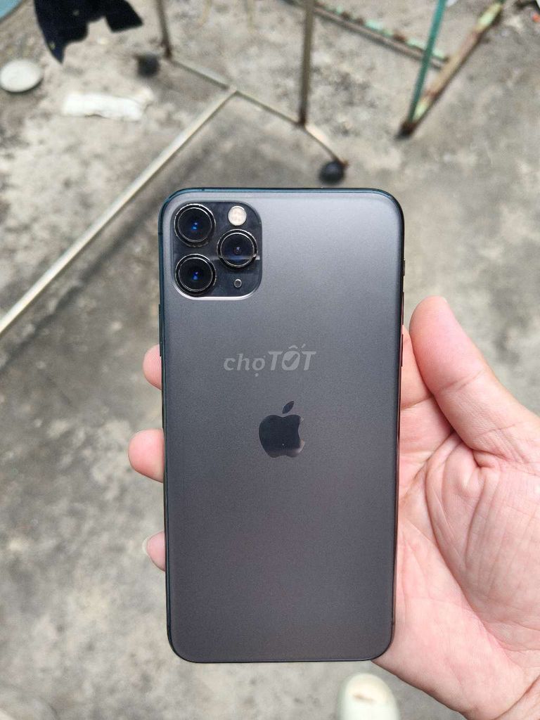 Apple iPhone 11 Pro Max 64GB Xám. Mua bán Điện thoại tại Huyện Châu Thành Sóc Trăng được đăng bởi trần hữu hình 1