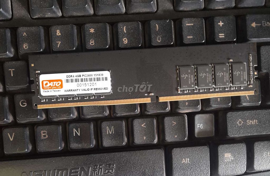 RAM Dato 4GB DDR4 2400 đẹp zin nâng cấp bán bh 1th. Mua bán Linh kiện (RAM, Card...) tại Thành phố Thủ Dầu Một Bình Dương được đăng bởi Phú Dương  hình 1