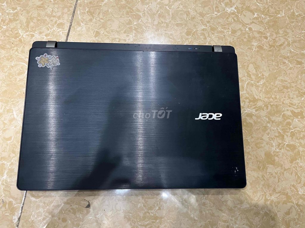 acer i3 -4010U ram 8Gssd120G màn 14inh