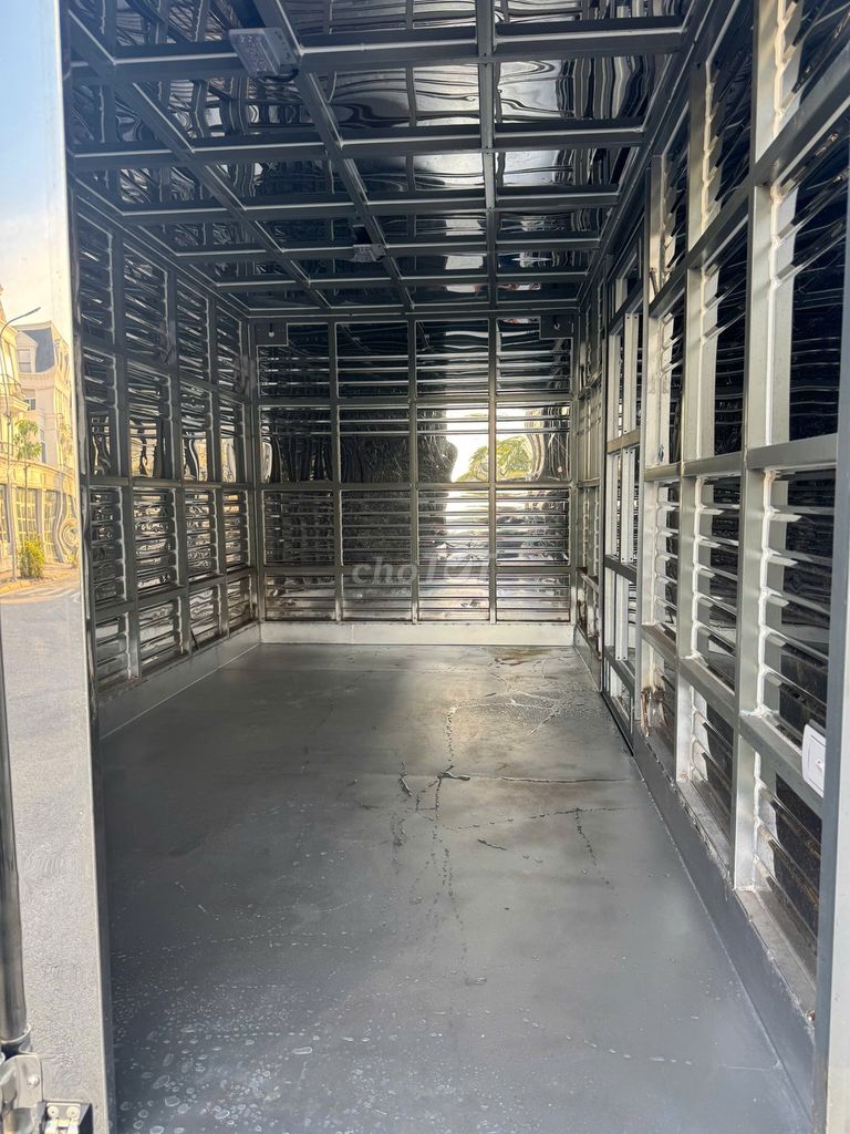 BÁN XE T25 -THÙNG KÍN INOX- NĂM 2025. Mua bán Xe tải, xe ben tại Thành phố Thái Bình Thái Bình được đăng bởi vũ quý tưởng hình 10