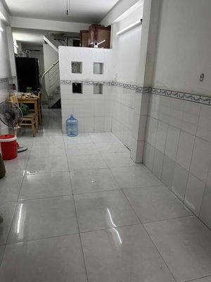 Аренда · 3 комн. · 31 м² · Quận 10, ул. Hẻm 463B Cách mạng tháng 8