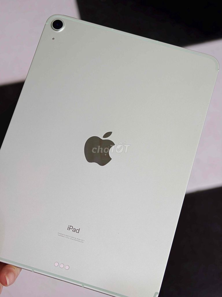Apple iPad Air 4 64GB 4G+Wifi đẹp Zin.. Mua bán Máy tính bảng tại Quận Đống Đa Hà Nội được đăng bởi Quý Hoàng hình 1
