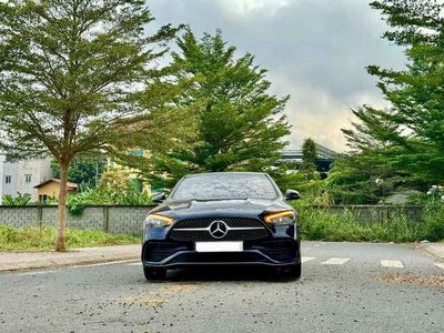 Mercedes-Benz C300 AMG sản xuất 2022