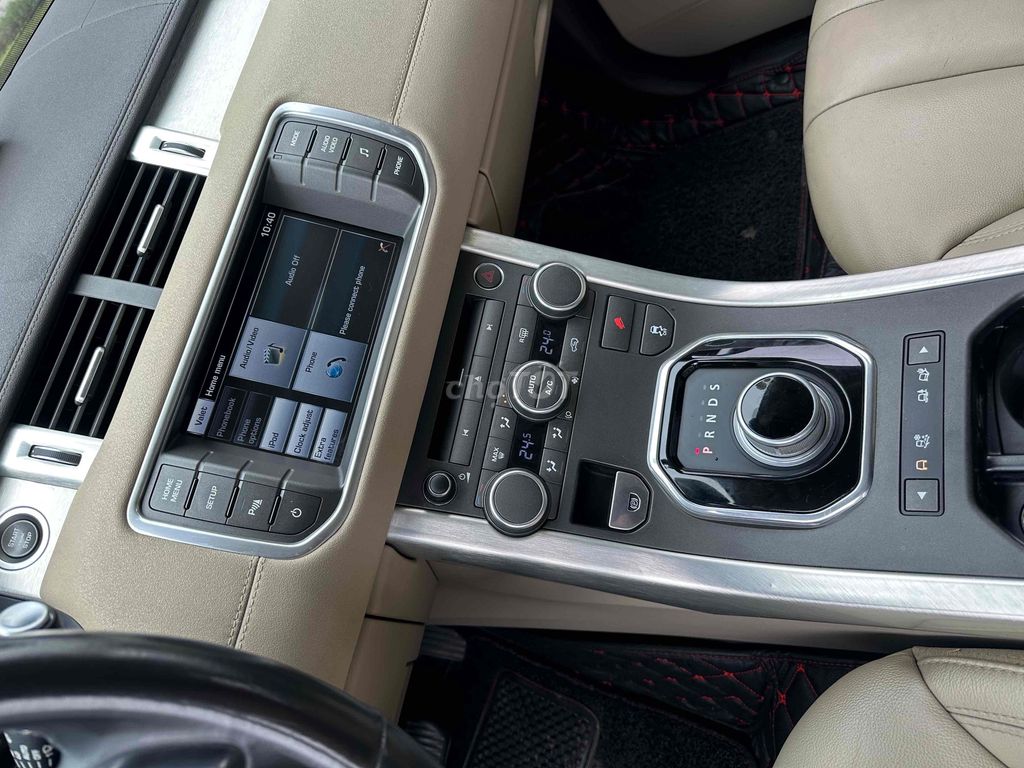 Range Rover Evoque 2015 Prestige Trắng 8 Vạn Miles. Mua bán Ô tô tại Quận Cầu Giấy Hà Nội được đăng bởi Vũ Kiên hình 18