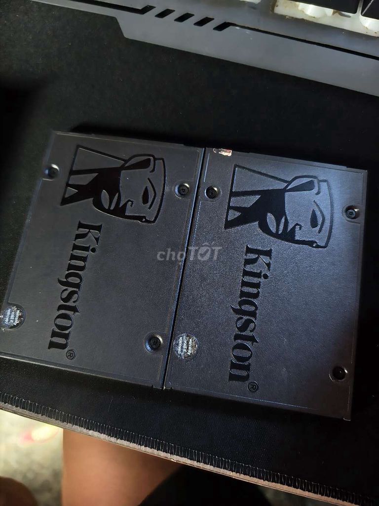 Ổ cứng SSD Kingston 120GB SATA. Mua bán Linh kiện (RAM, Card...) tại Thị xã Phú Mỹ Bà Rịa - Vũng Tàu được đăng bởi MT Huỳnh Nhật  hình 1