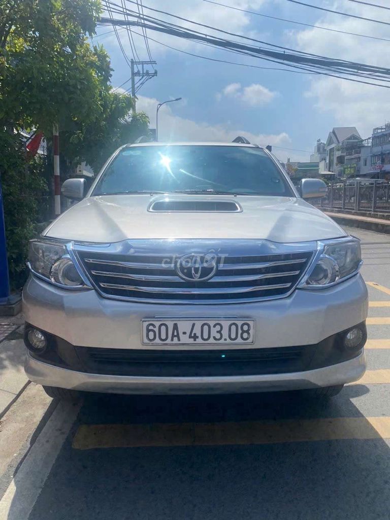 Toyota Fortuner 2013 máy dầu