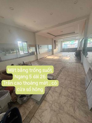 Cho thuê lầu 1 ( 5m x 26m ) ngay trung tâm MT Luỹ Bán Bích , Tân Phú