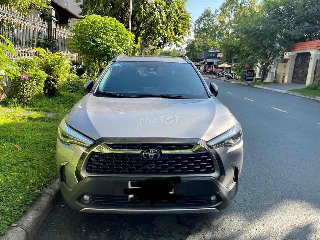 Toyota Corolla Cross 2021 1.8V - 33000 km. Mua bán Ô tô tại Quận 7 Tp Hồ Chí Minh được đăng bởi Lê Anh hình 2