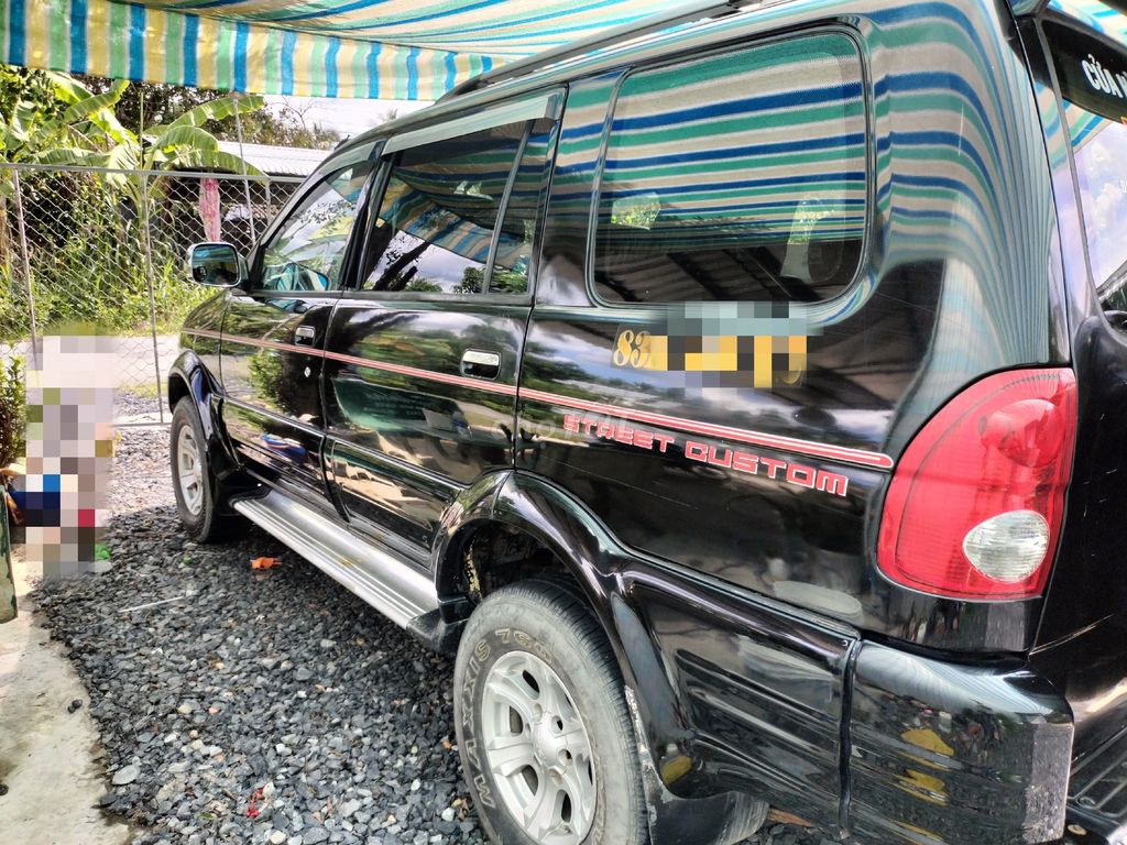 Isuzu Hilander 2005 photo 2