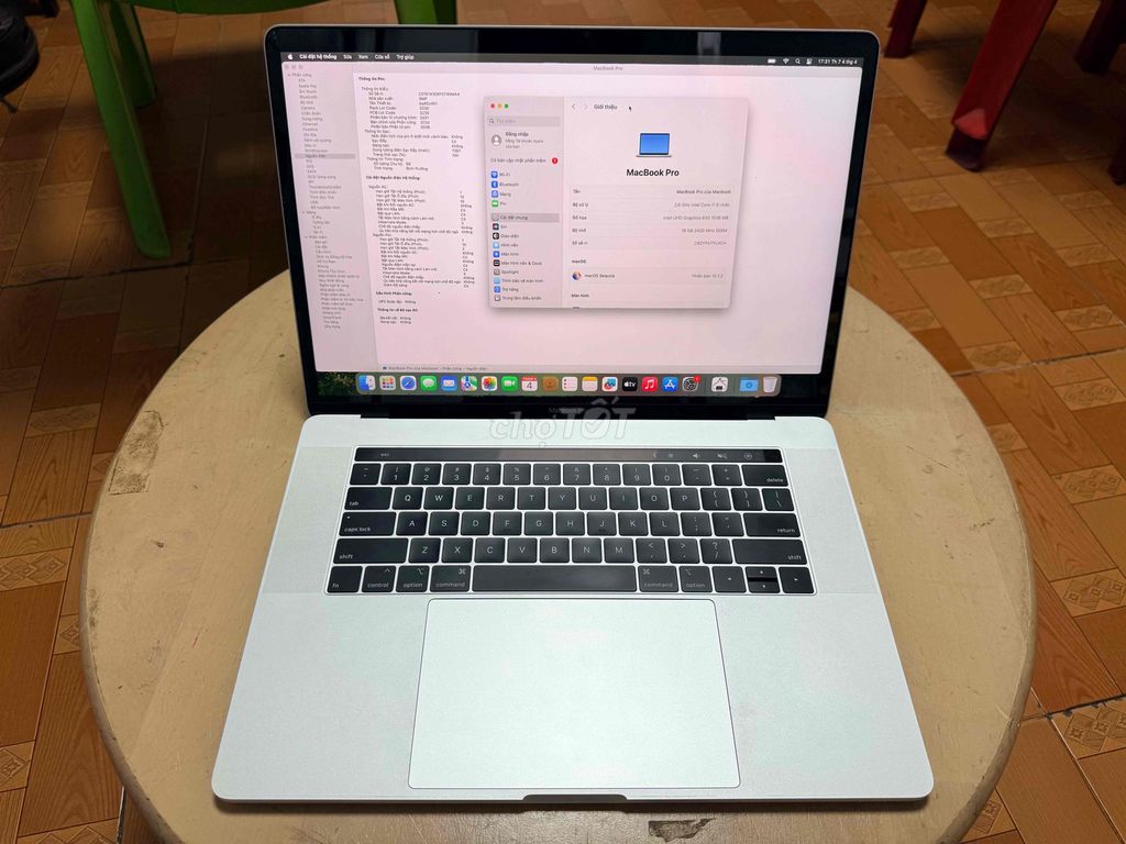 Macbook Pro 15" 2019 i7 16GB 256GB keng nguyên zin. Mua bán Laptop tại Quận 6 Tp Hồ Chí Minh được đăng bởi Ryan Huynh hình 1