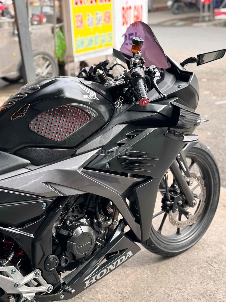 Cần bán Honda CBR150R 2020 Abs Biển SG 9 chủ. Mua bán Xe máy tại Quận Bình Tân Tp Hồ Chí Minh được đăng bởi Việt Motor Bình Tân hình 8