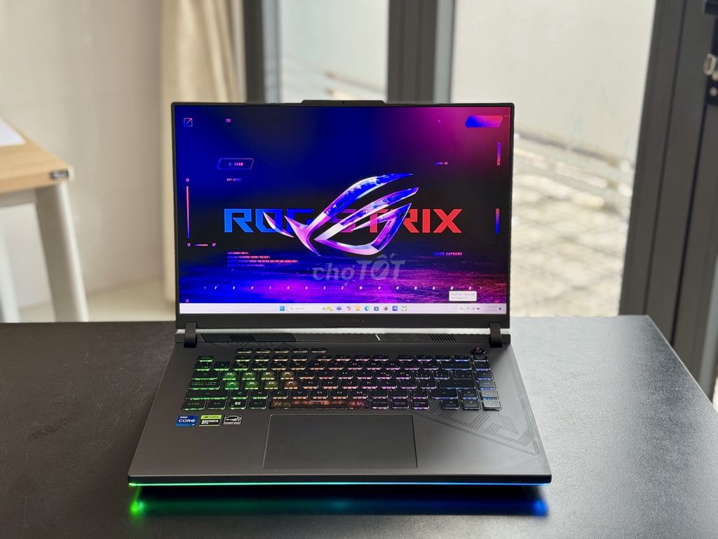 ASUS ROG Strix G16 i7-13650HX, RTX 4070 8G BH 2025