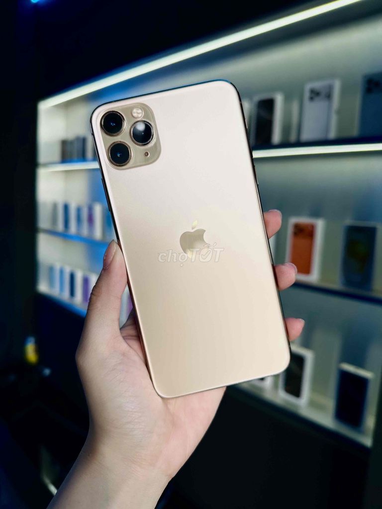 Apple iPhone 11 Pro Max Vàng. Mua bán Điện thoại tại Thành phố Buôn Ma Thuột Đắk Lắk được đăng bởi Anh Võ Vân hình 1