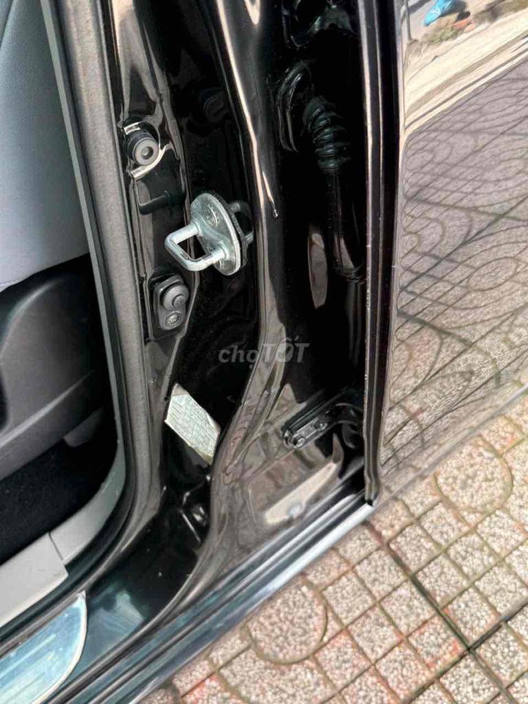 Mitsubishi Grandis 2005 ,std.xe đẹp ko lỗi. Mua bán Ô tô tại Thành phố Bà Rịa Bà Rịa - Vũng Tàu được đăng bởi Thiên Phát ô tô cũ hình 10