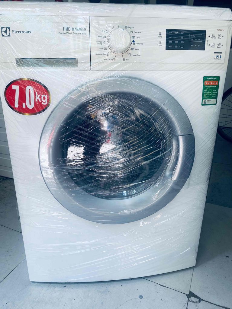Thang lý 4 máy giặt, máy sấy Electrolux. Mua bán Máy giặt tại Quận 4 Tp Hồ Chí Minh được đăng bởi Minh Đăng hình 1