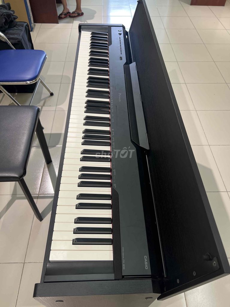 thanh lý đàn piano đẹp giá rẻ