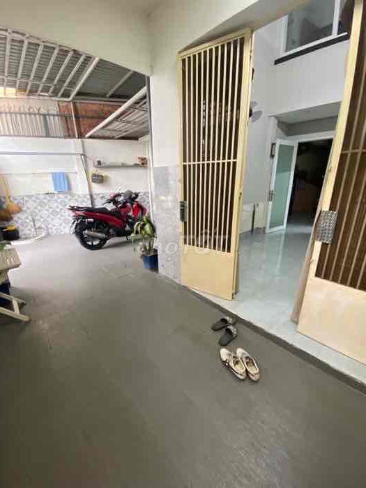 ĐƯỜNG CHIẾN LƯỢC, GẦN VÒNG XOAY PHÚ LÂM-9*11M - 2 TẦNG-4TỶ- BÌNH TÂN. Mua bán Nhà ở tại Quận Bình Tân Tp Hồ Chí Minh được đăng bởi Cao hoàng mỹ hạnh hình 4