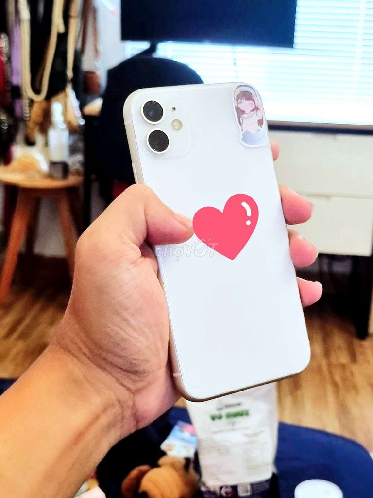 iPhone 11 Trắng Quốc tế. Mua bán Điện thoại tại Quận Hải Châu Đà Nẵng được đăng bởi Lộc Roy hình 1
