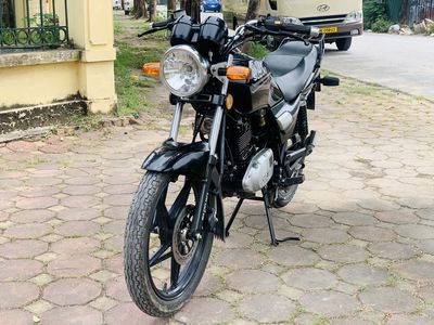 SUZUKI HJ 125 CÔN TAY ĐEN CLASSIC ĐẸP ZIN MÁY CHẤT. Mua bán Xe máy tại Quận Bắc Từ Liêm Hà Nội được đăng bởi Đức Mạnh