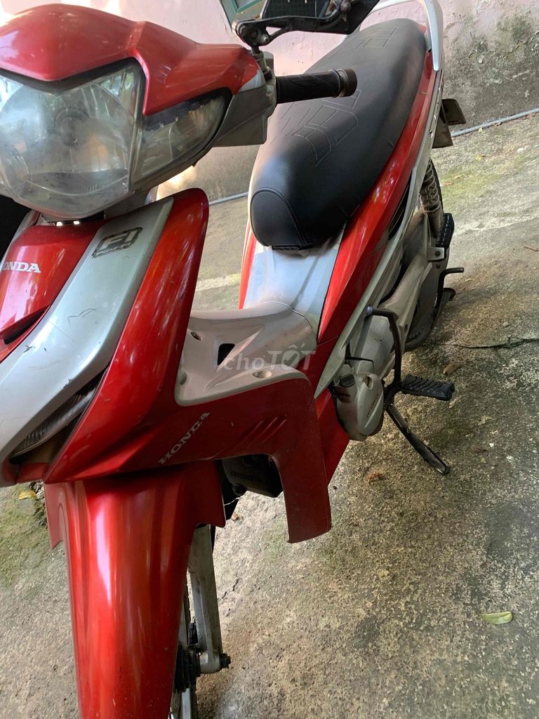 Honda  RSXAT 2012 FI (xe tay ga) siêu hiếm. Mua bán Xe máy tại Quận Long Biên Hà Nội được đăng bởi Phạm Xuân Quý hình 5